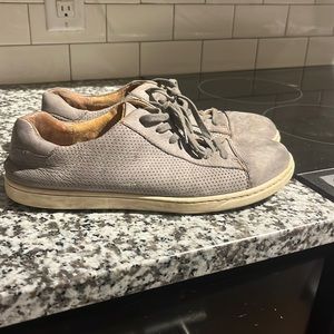 Distressed gray suede and soft leather Born casual sneakers